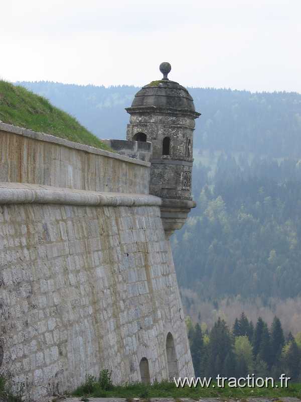 2011_CVAAM_35ans_4_Chateau_de_joux (26).JPG - 35 Ans du CVAAM, sortie dans le Doubs et le Jura, du 26 Avril au 1er Mai 2011, le chateau de Joux